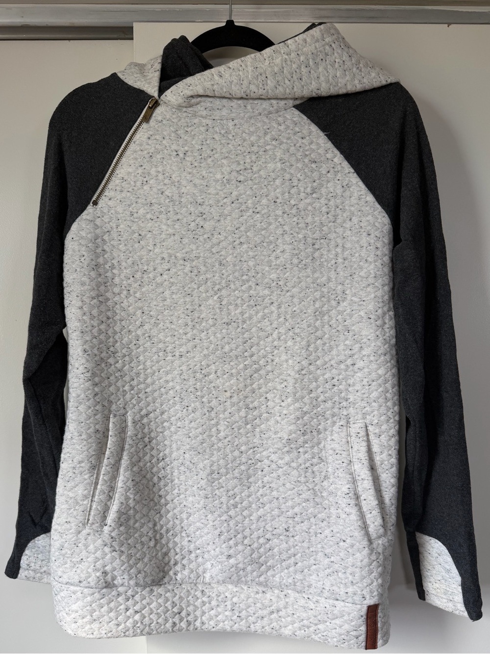 Quilted Two-Tone double hood Hoodie Sweater - Light Gray & Dark Gray